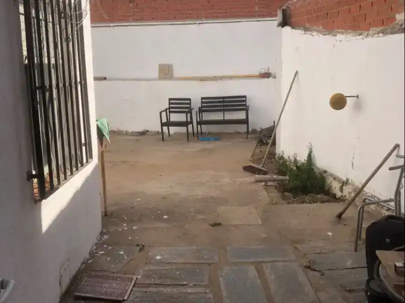 Casa adosada en venda en Cedillo del Condado amb Piscina