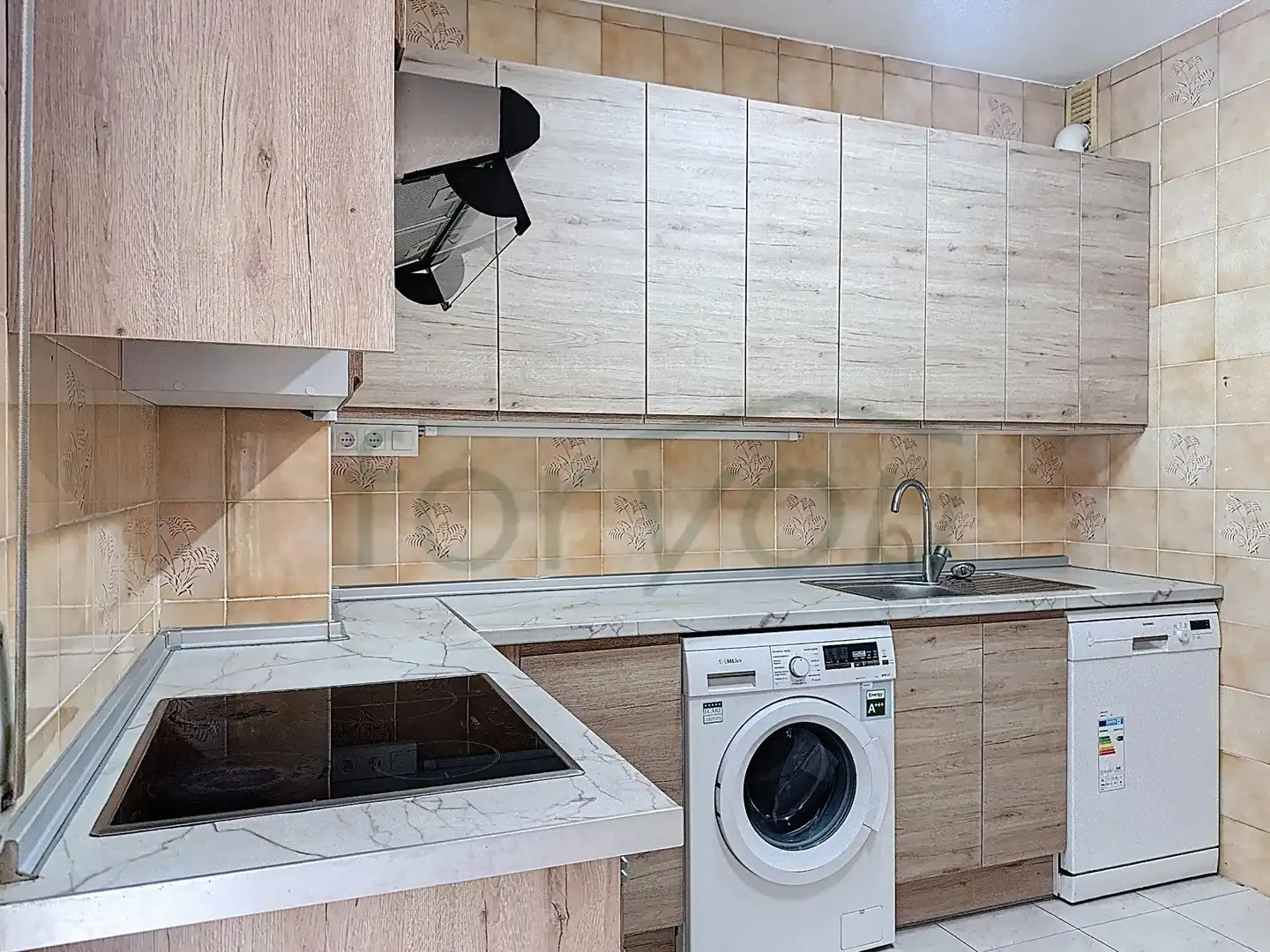 Piso con terraza en venta en Avenida PEREZ GALDOS, imagen 30