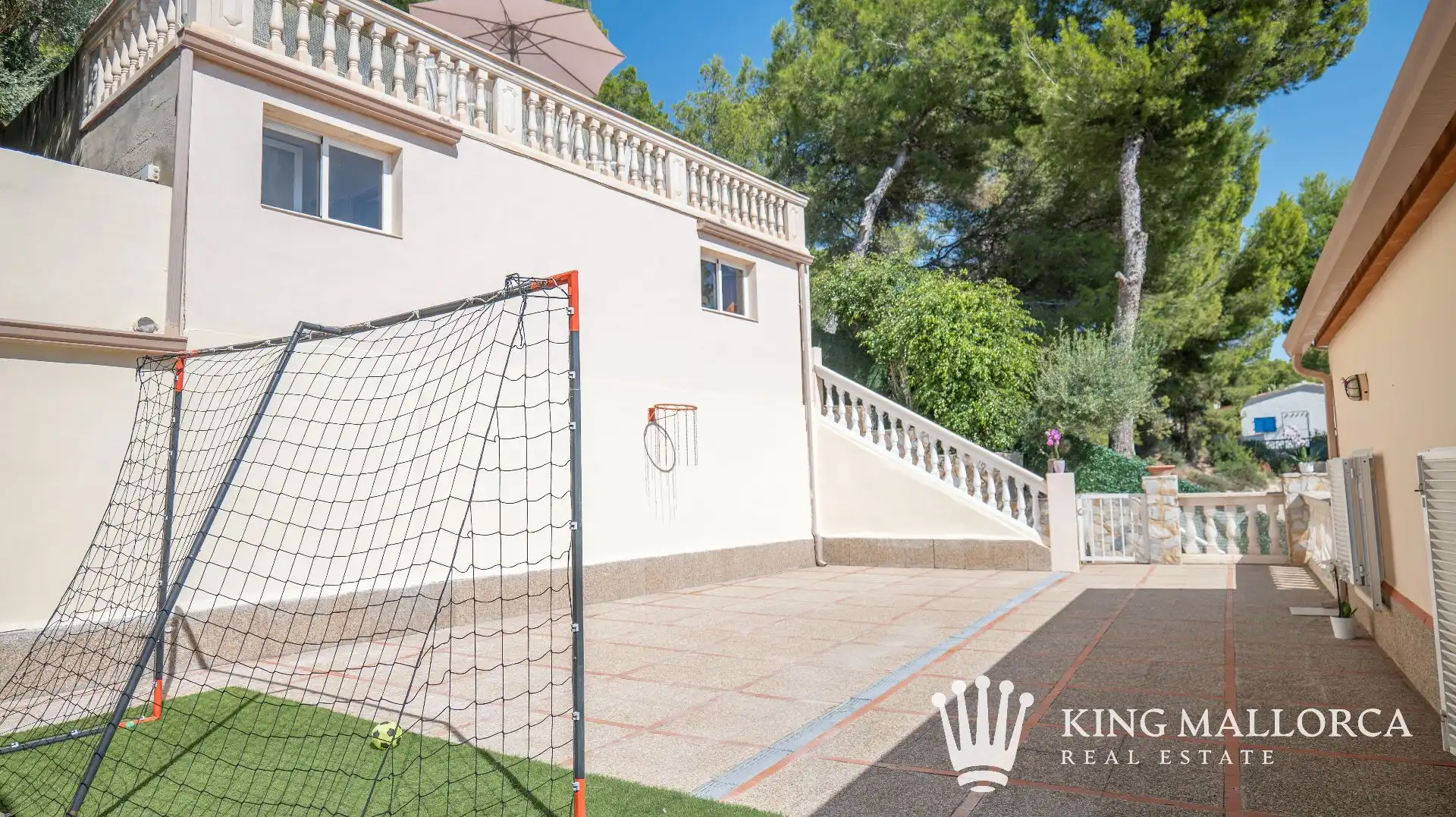 Garten von Einfamilien-Reihenhaus zum Verkauf in Calvià mit Klimaanlage, Heizung und Privatgarten