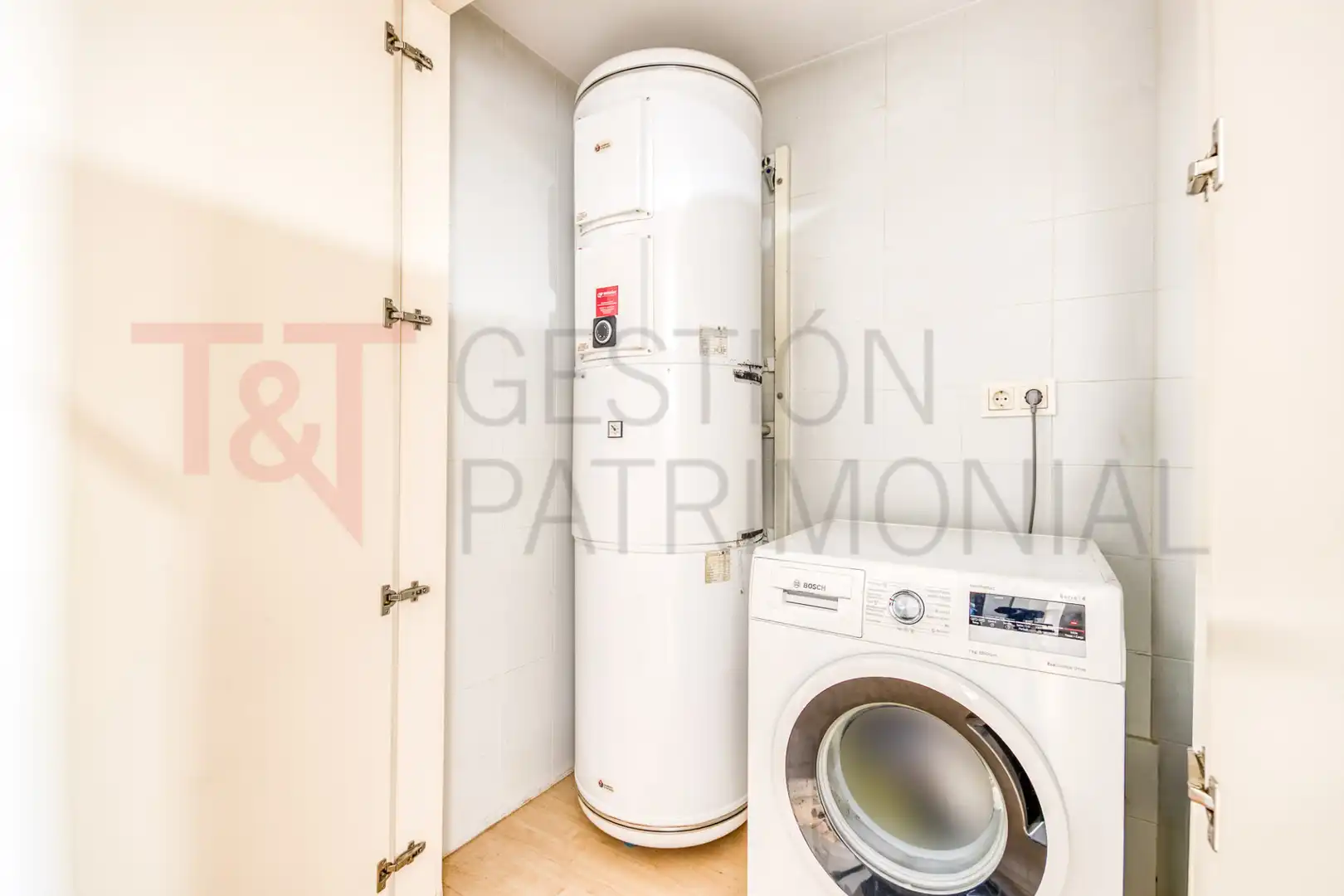 Kitchen of Flat for sale in Sabadell  with Air Conditioner, Heating and Terrace