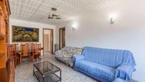 Living room of Flat for sale in  Granada Capital  with Heating, Private garden and Balcony