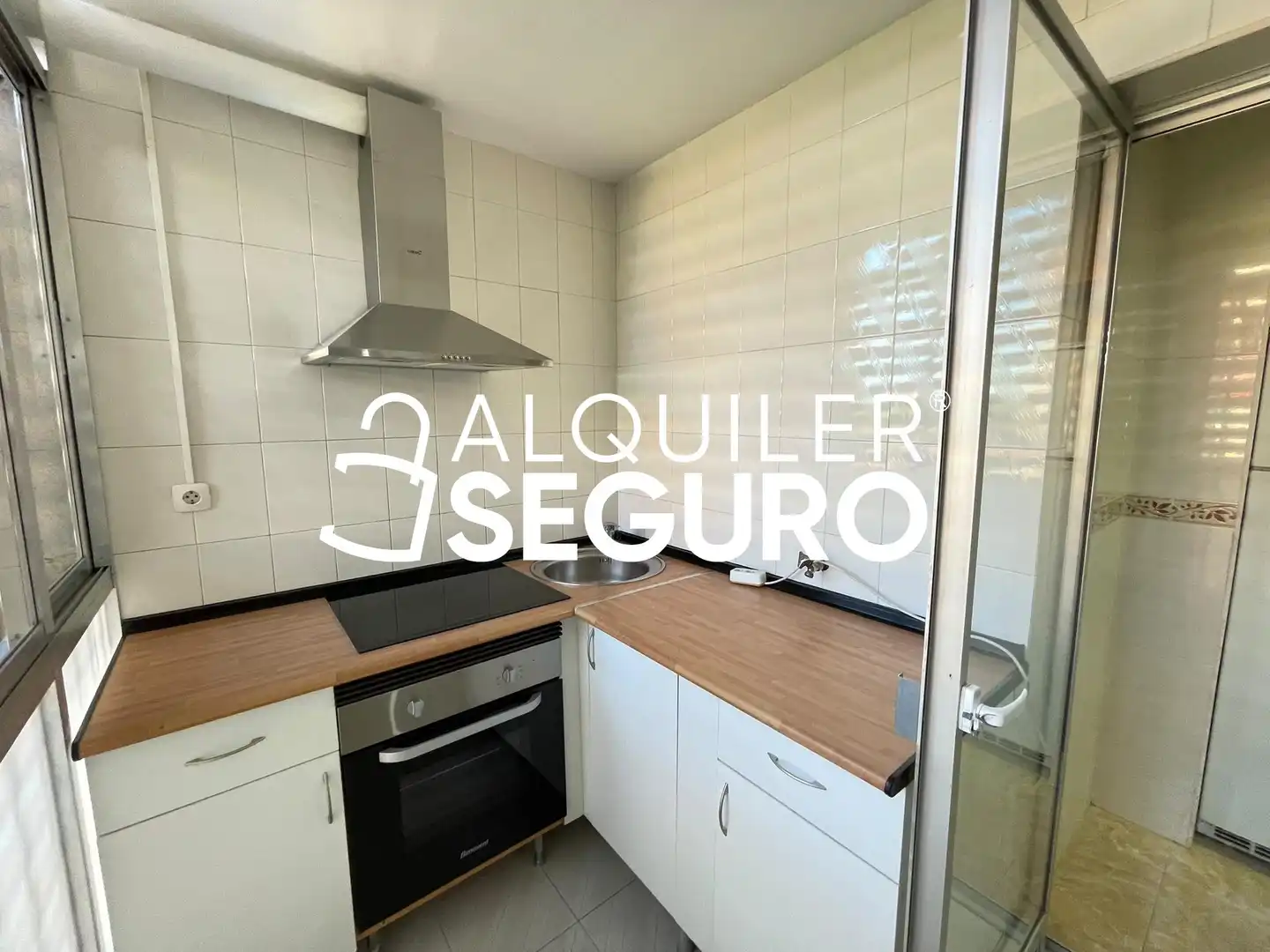 Kitchen of Flat for rent in Madrid  with Heating, Terrace and Swimming Pool