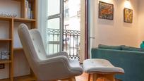 Living room of Flat for sale in  Barcelona Capital  with Air Conditioner, Heating and Parquet flooring