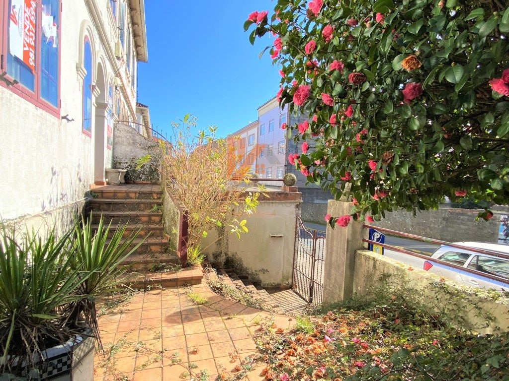 Exterior view of House or chalet for sale in Santiago de Compostela   with Private garden