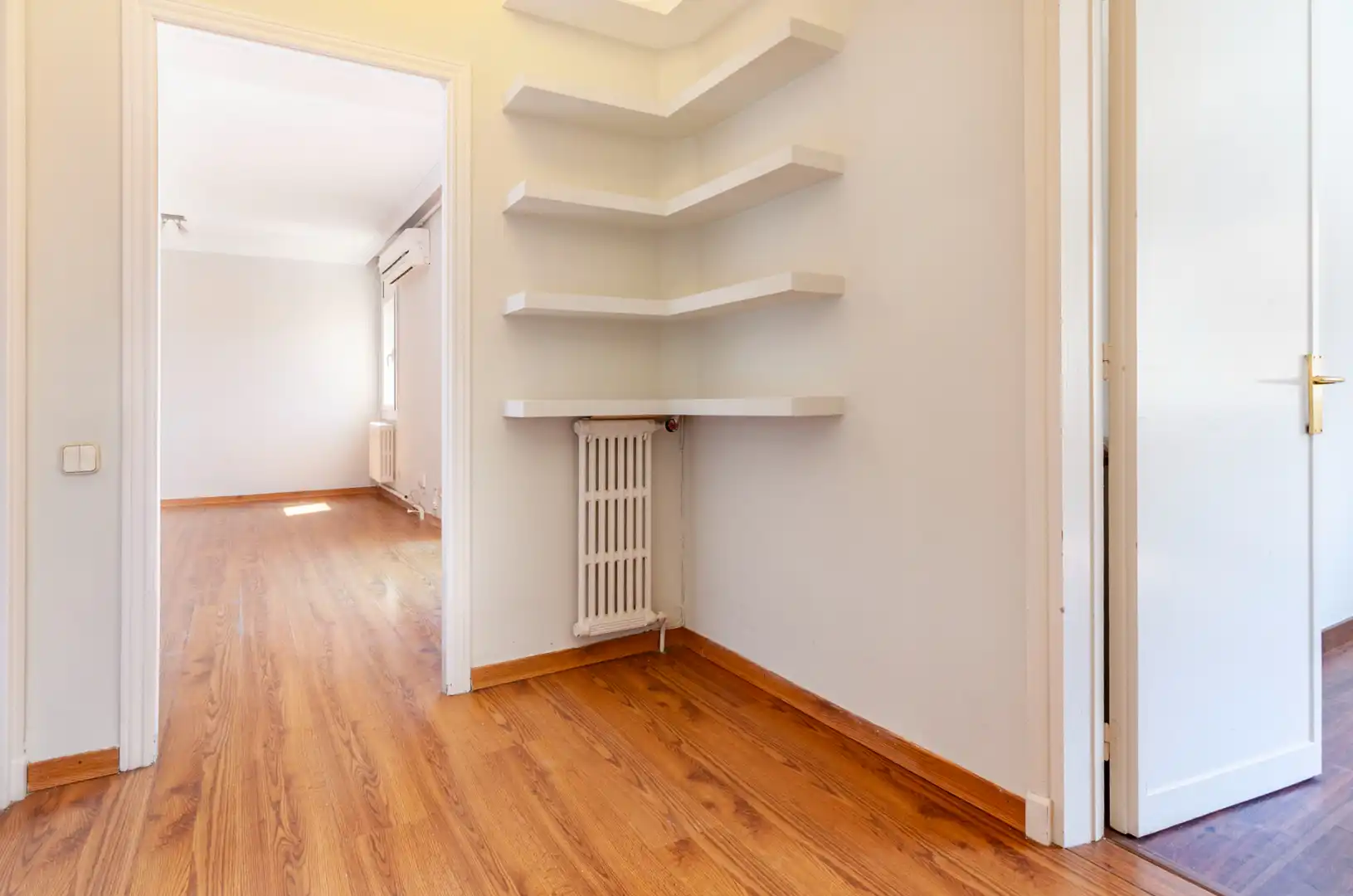 Flat for sale in Terrassa  with Air Conditioner, Heating and Private garden