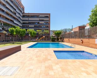 Swimming pool of Attic for sale in Cornellà de Llobregat  with Air Conditioner, Terrace and Swimming Pool