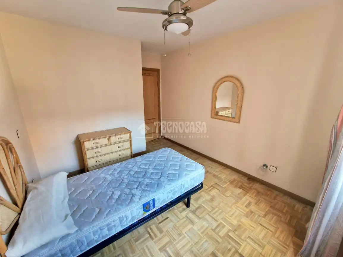 Habitación de Piso en venta en Alcorcón con Aire acondicionado, Calefacción y Balcón