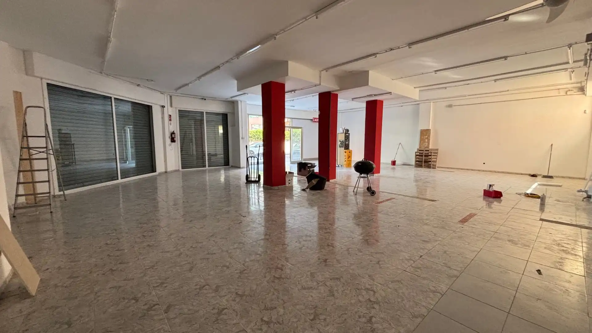 Geschaftsraum zur Miete in Lloret de Mar mit Terrasse