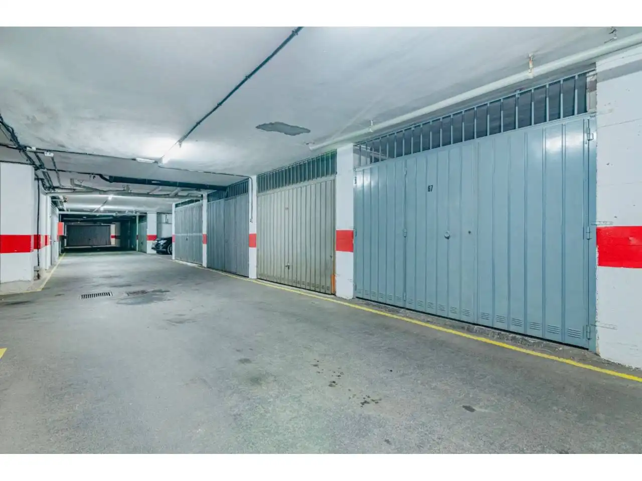 Parkplatz von Wohnungen zum Verkauf in Almuñécar