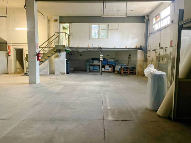 Nave industrial en Alquiler en Remei en Centre - Cordelles