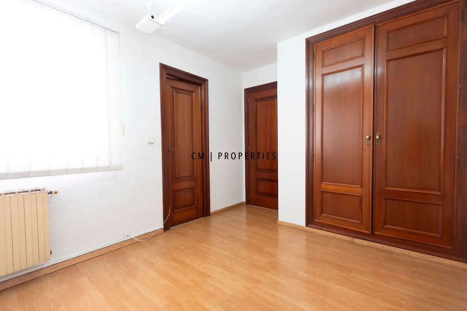 Schlafzimmer von Wohnung zum Verkauf in Valencia mit Klimaanlage, Heizung und Parkett