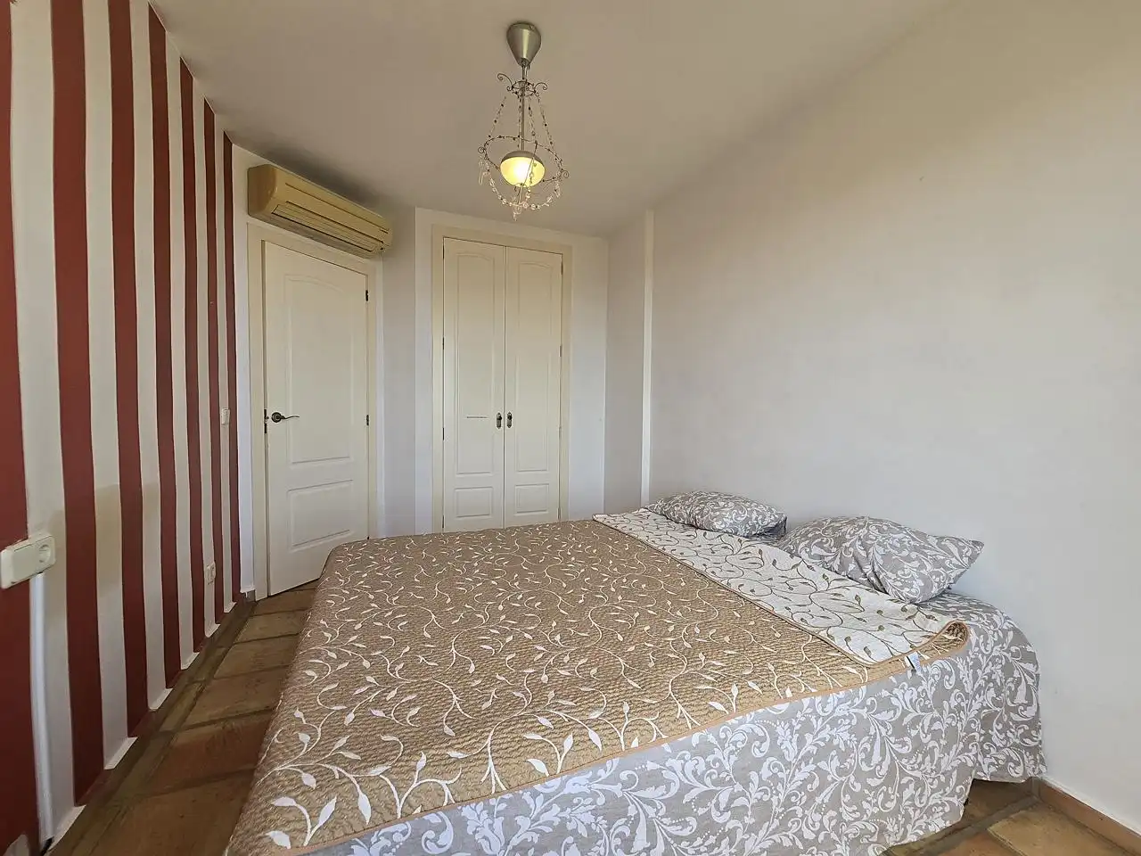 Dormitori de Casa adosada en venda en Finestrat amb Aire condicionat, Jardí privat i Terrassa
