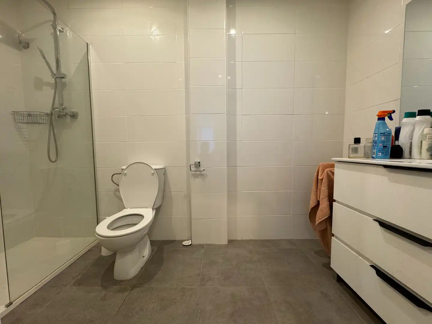 Baño de Local en venta en Barcelona