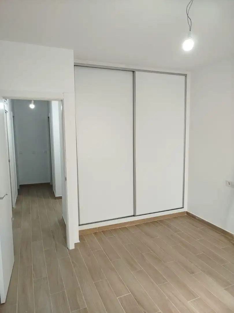 Bajo en venta en Calle GUADALETE, imagen 9