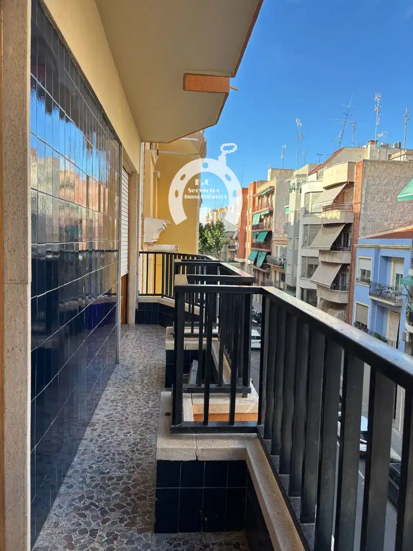 Terrassa de Pis en venda en Población de Arroyo amb Aire condicionat