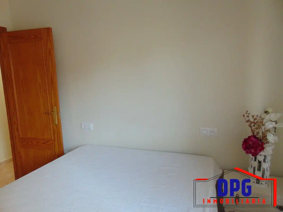 Habitación de Apartamento en venta en Garrucha con Aire acondicionado y Amueblado