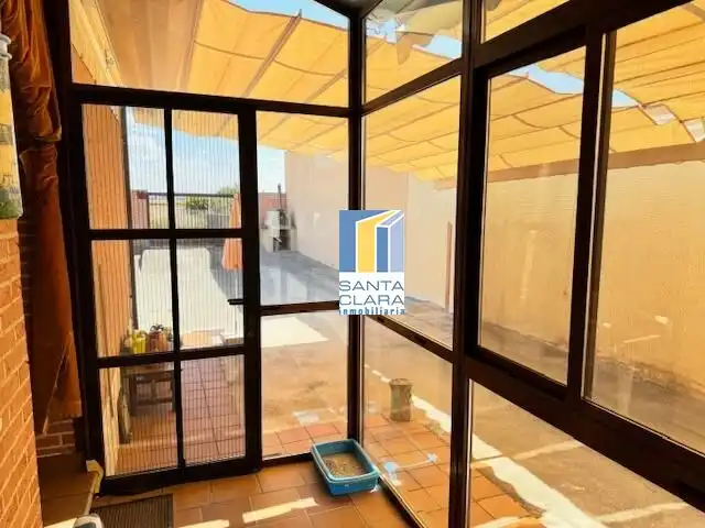 Vista exterior de Casa o xalet en venda en Moraleja del Vino amb Aire condicionat, Calefacció i Jardí privat