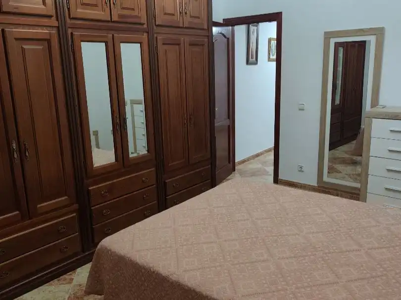 Schlafzimmer von Einfamilien-Reihenhaus zur Miete in Casariche