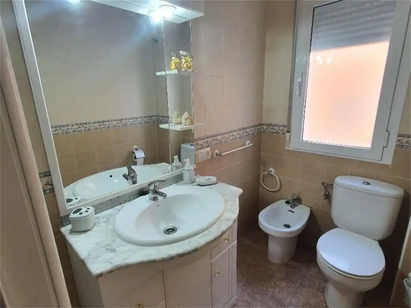 Badezimmer von Wohnung zur Miete in Olula del Río mit Klimaanlage und Balkon