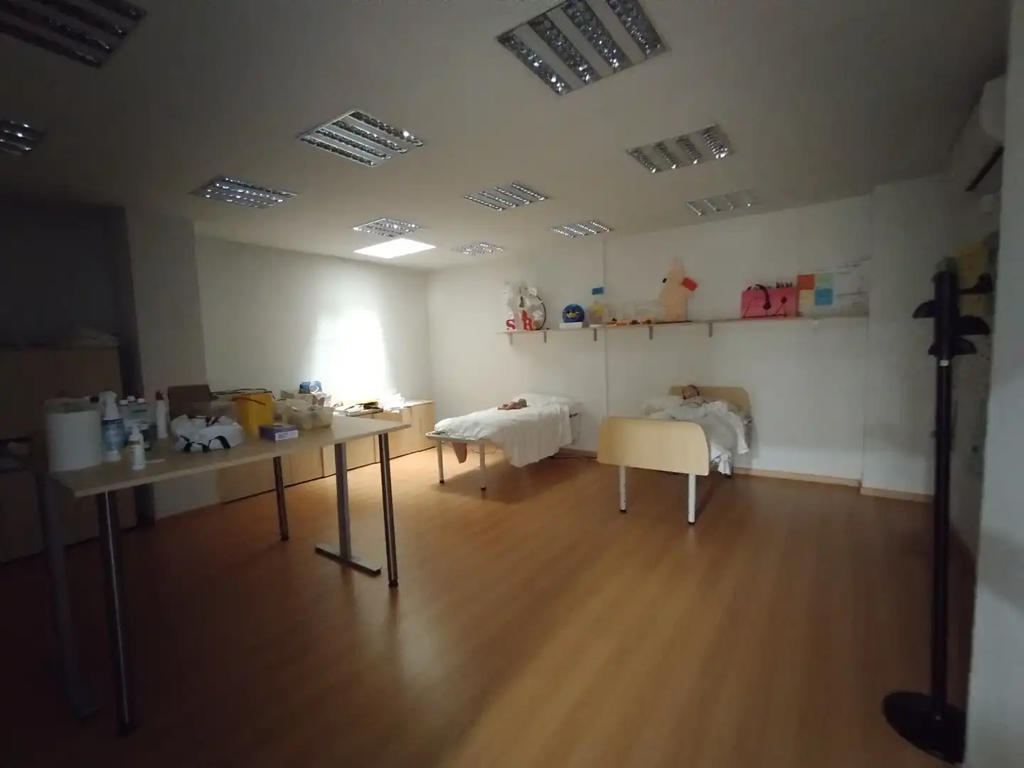 Commercial properties for sale in Castellón de la Plana / Castelló de la Plana  with Air Conditioner, Parquet flooring and Furnished