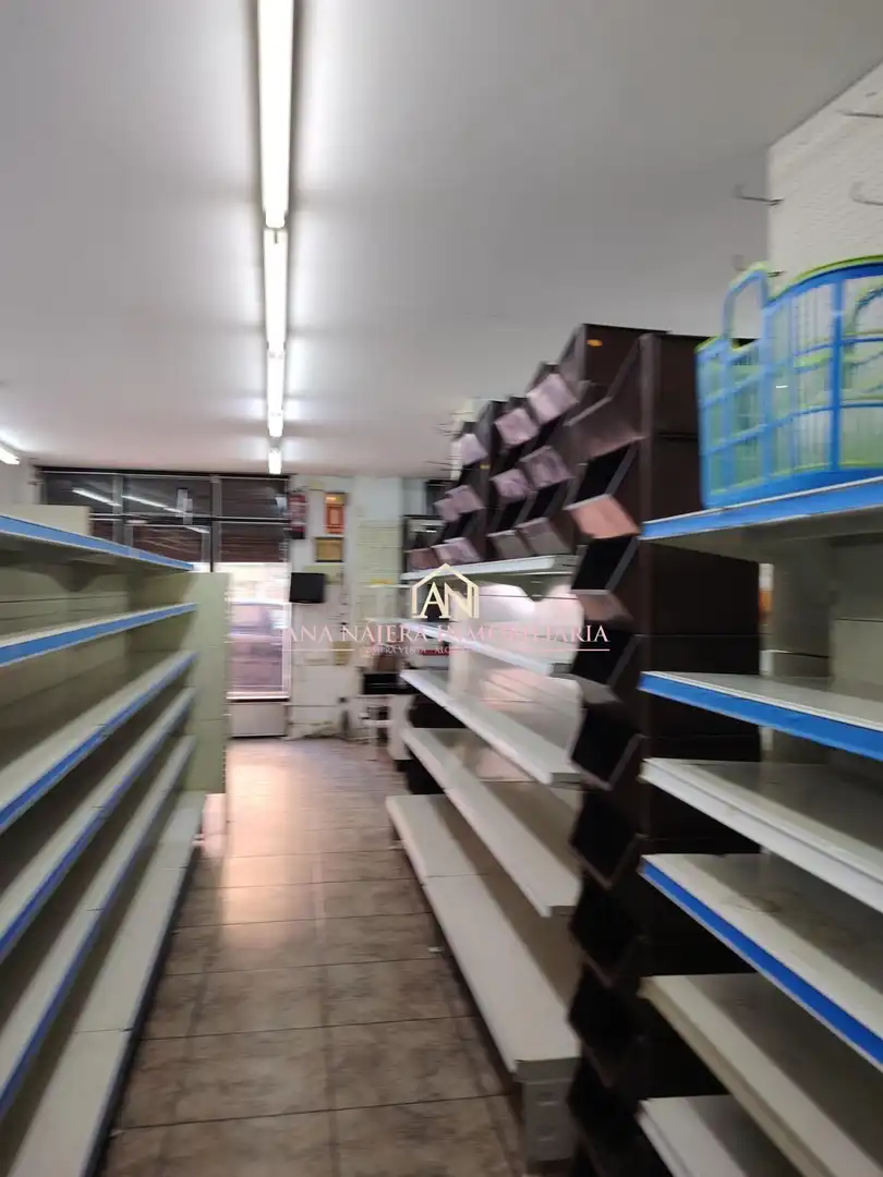 Local commercial à louer à Cardenal Benlloch, imagen 3