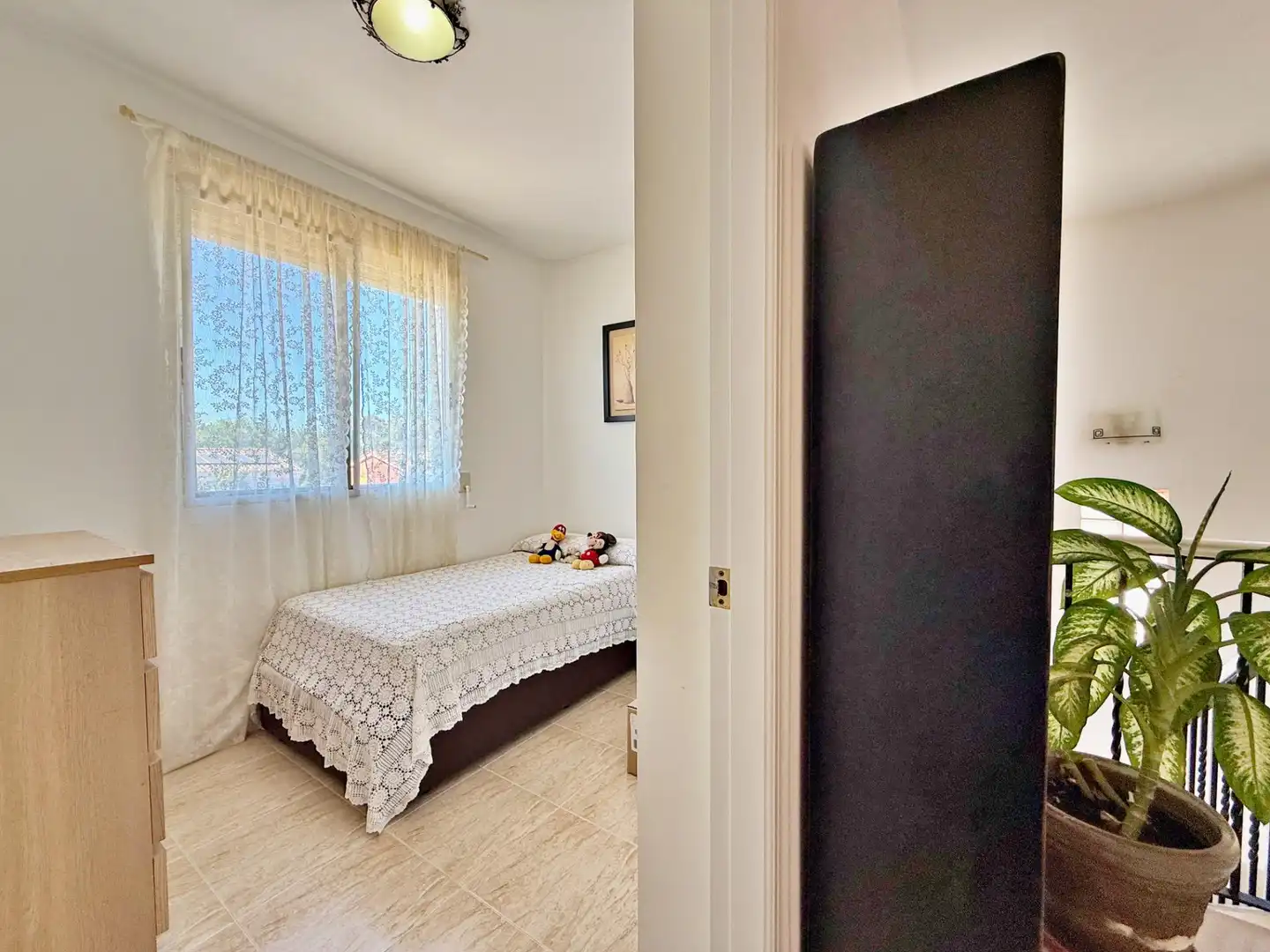 Dormitori de Casa o xalet en venda en Llíria amb Aire condicionat, Calefacció i Jardí privat