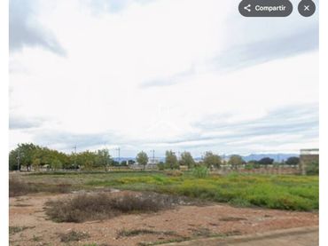 Terreny residencial en venda a Avenida Mediterrania