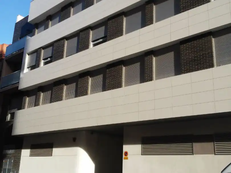 Vista exterior de Garaje de alquiler en Albacete