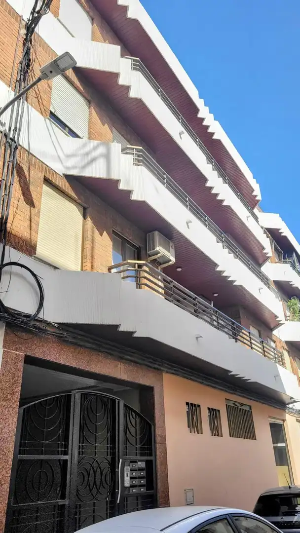 Vista exterior de Pis en venda en Oliva amb Balcó