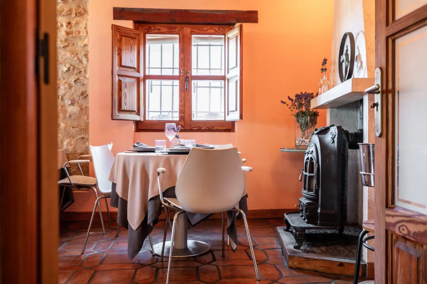Esszimmer von Gebäude zum Verkauf in Belmonte de Tajo