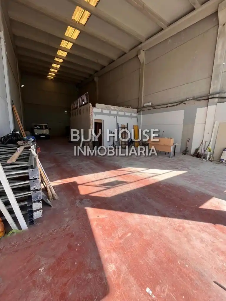 Nave industrielle à vendre à Estación - Cruz Roja, imagen 2