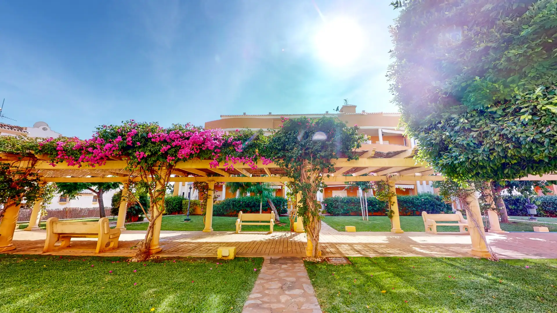 Exterior view of Apartments for rent in Dénia  with Air Conditioner, Heating and Terrace