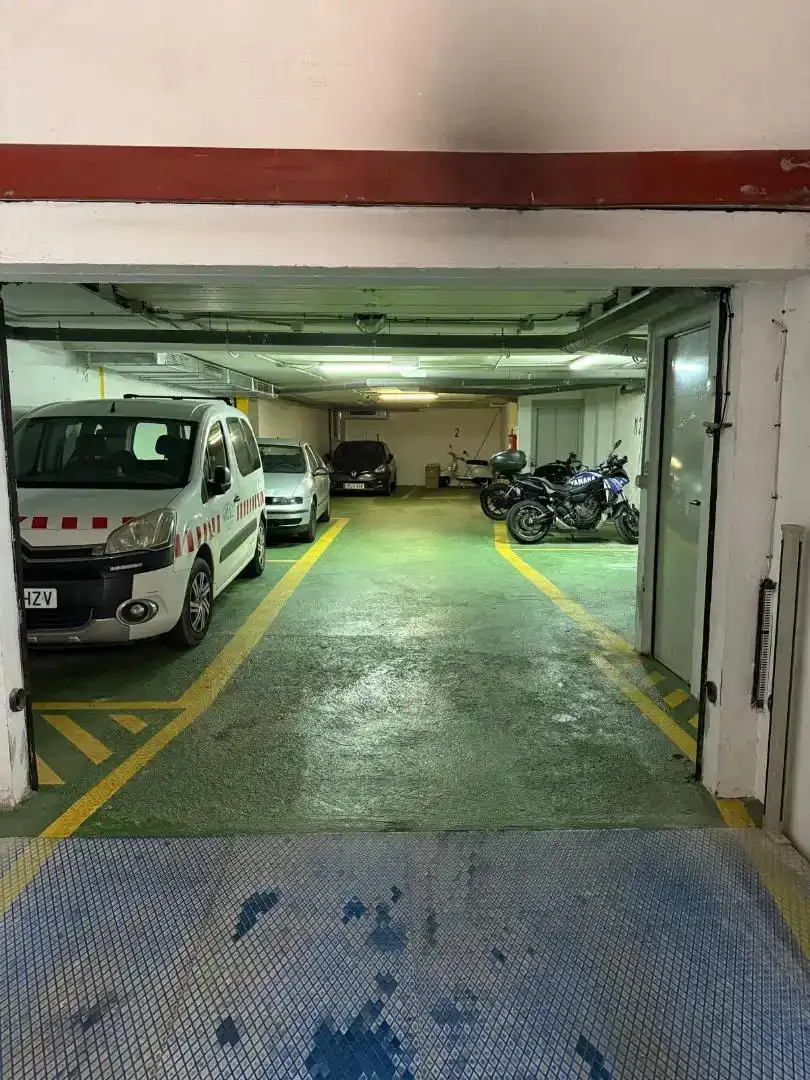 Parking de Garaje de alquiler en Sevilla