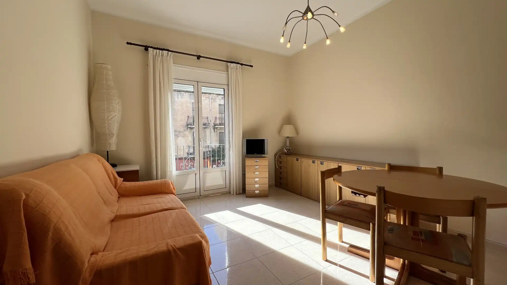 Sala de estar de Piso en venta en  Tarragona Capital con Calefacción, Amueblado y Balcón