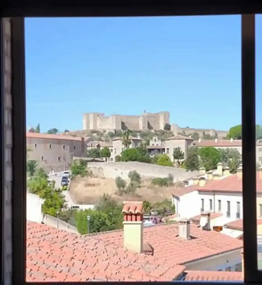 Vista exterior de Pis en venda en Trujillo amb Aire condicionat i Balcó