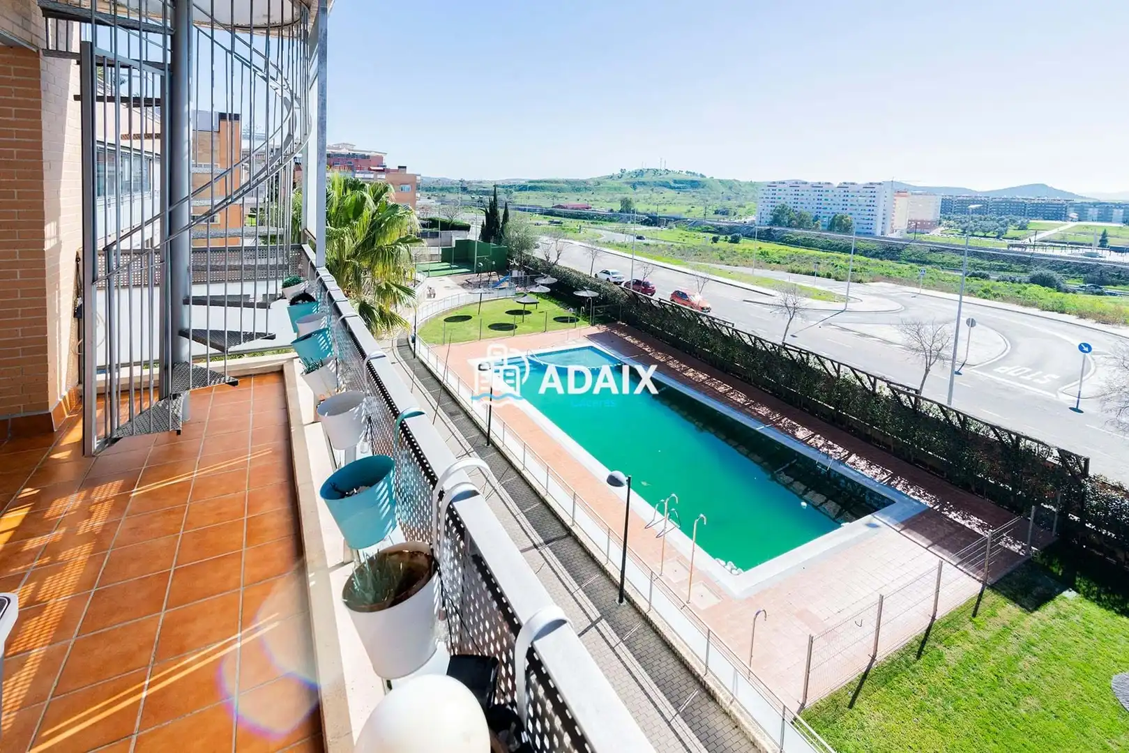 Piscina de Ático en venta en Cáceres con Aire acondicionado, Calefacción y Terraza