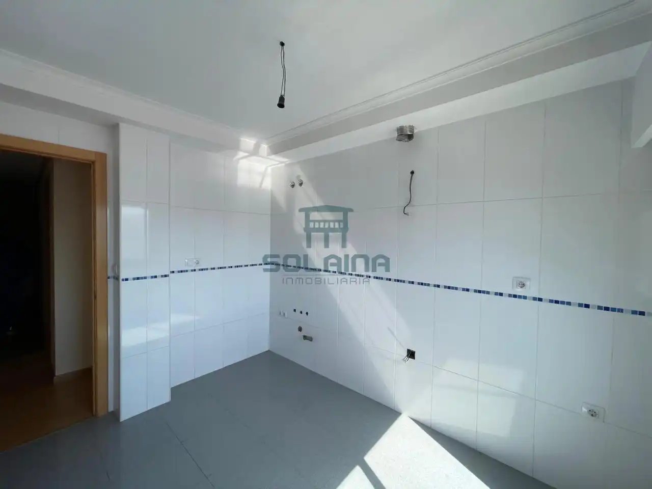 Flat with lift for sale in San Cibrao das Viñas, imagen 6