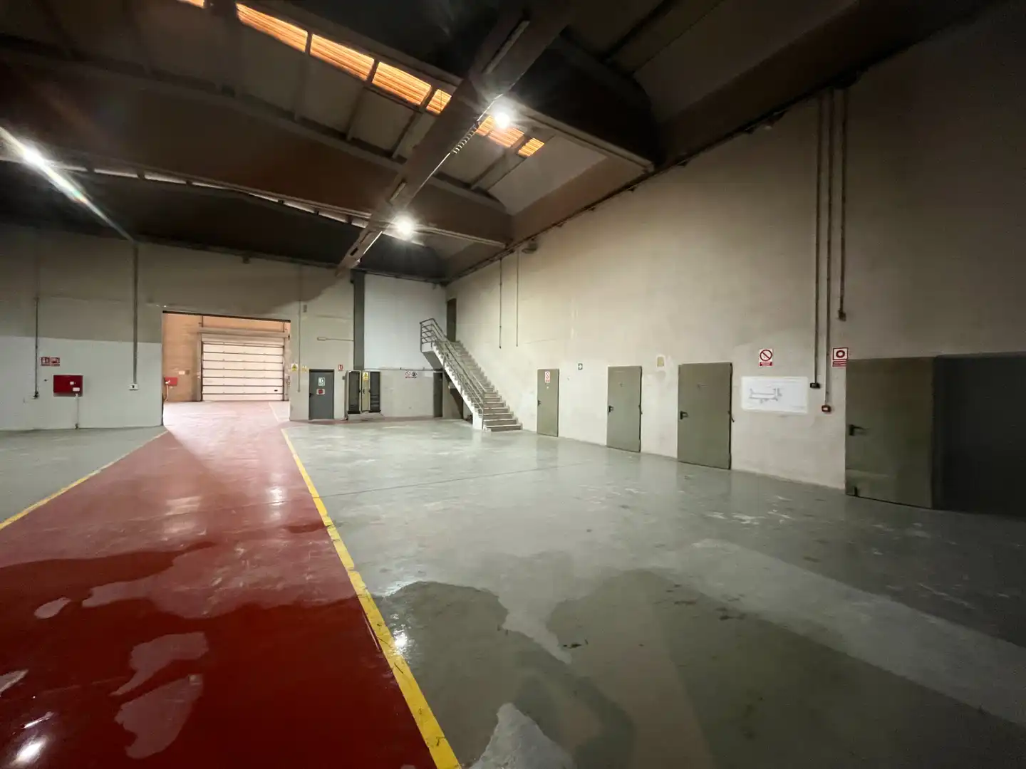 Nave industrial en venta en Riudellots de la Selva con Calefacción y Alarma