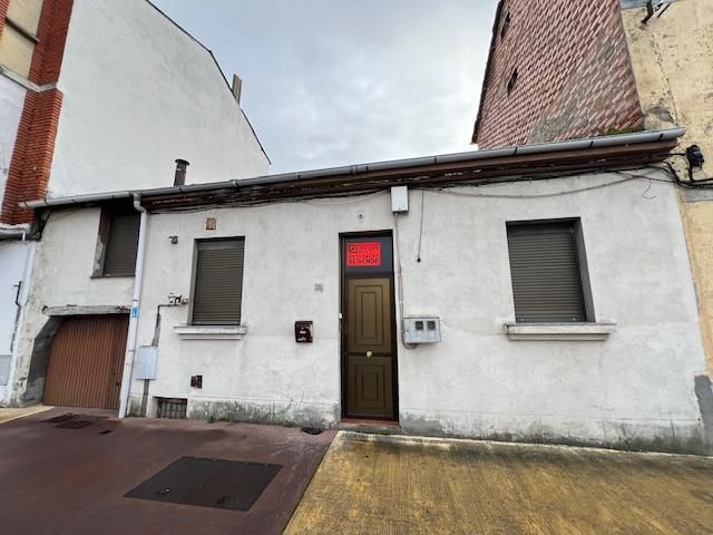 Exterior view of House or chalet for sale in Ponferrada  with Heating, Private garden and Storage room