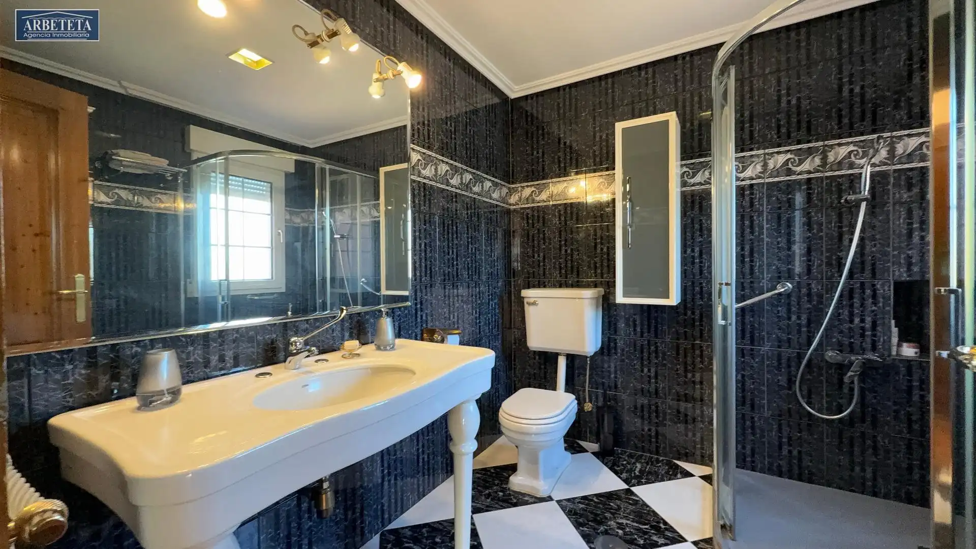 Baño de Casa o chalet en venta en Guadalajara con Aire acondicionado, Calefacción y Terraza