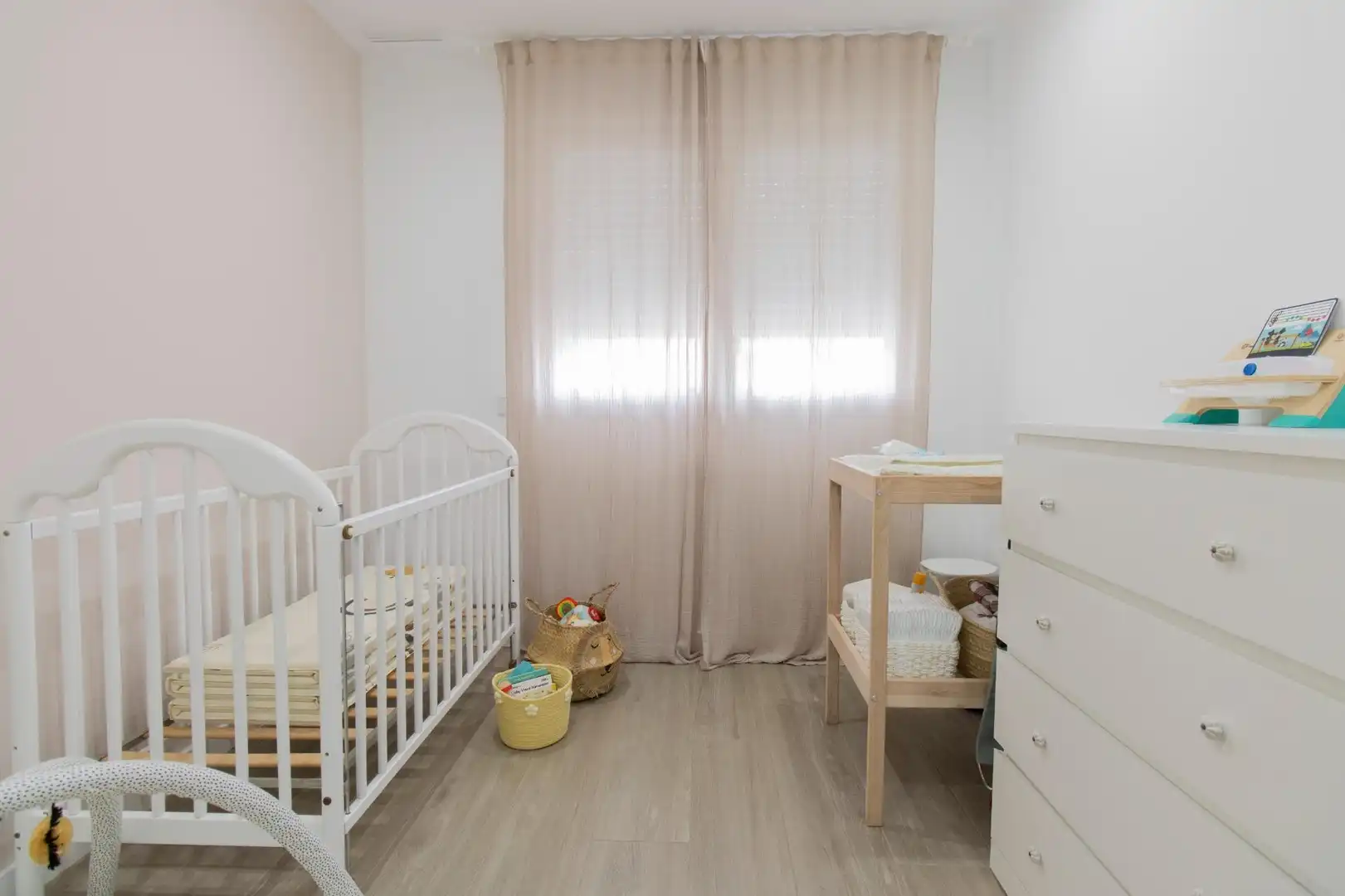 Bedroom of Attic for sale in Rafelbuñol / Rafelbunyol  with Air Conditioner, Terrace and Storage room