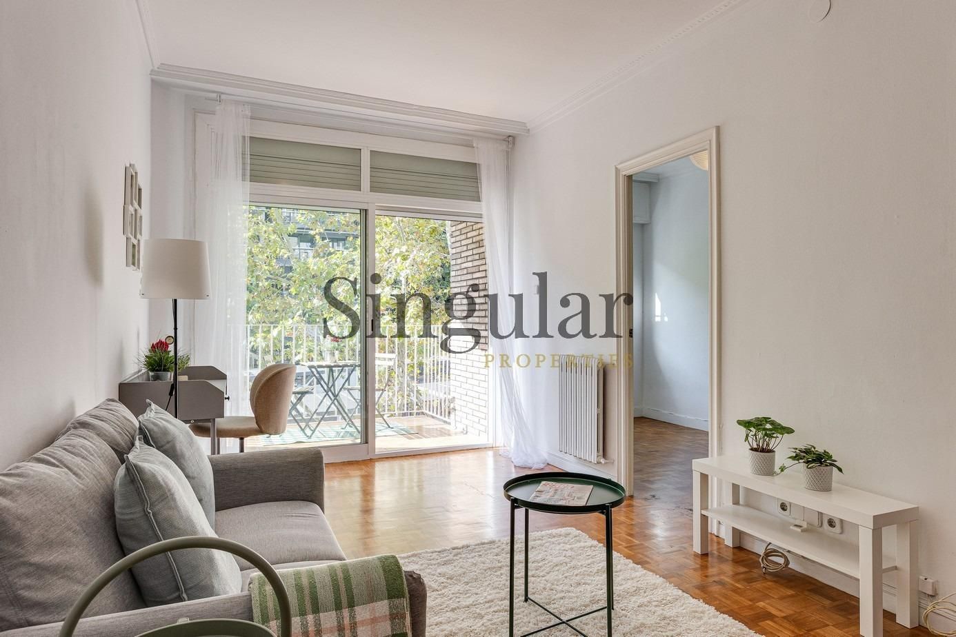 Bedroom of Flat for sale in  Barcelona Capital  with Heating and Balcony