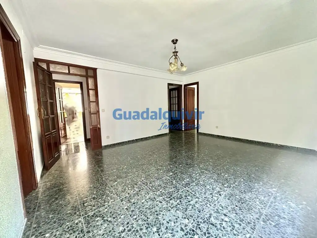 Sala de estar de Piso en venta en Sevilla con Aire acondicionado, Calefacción y Terraza