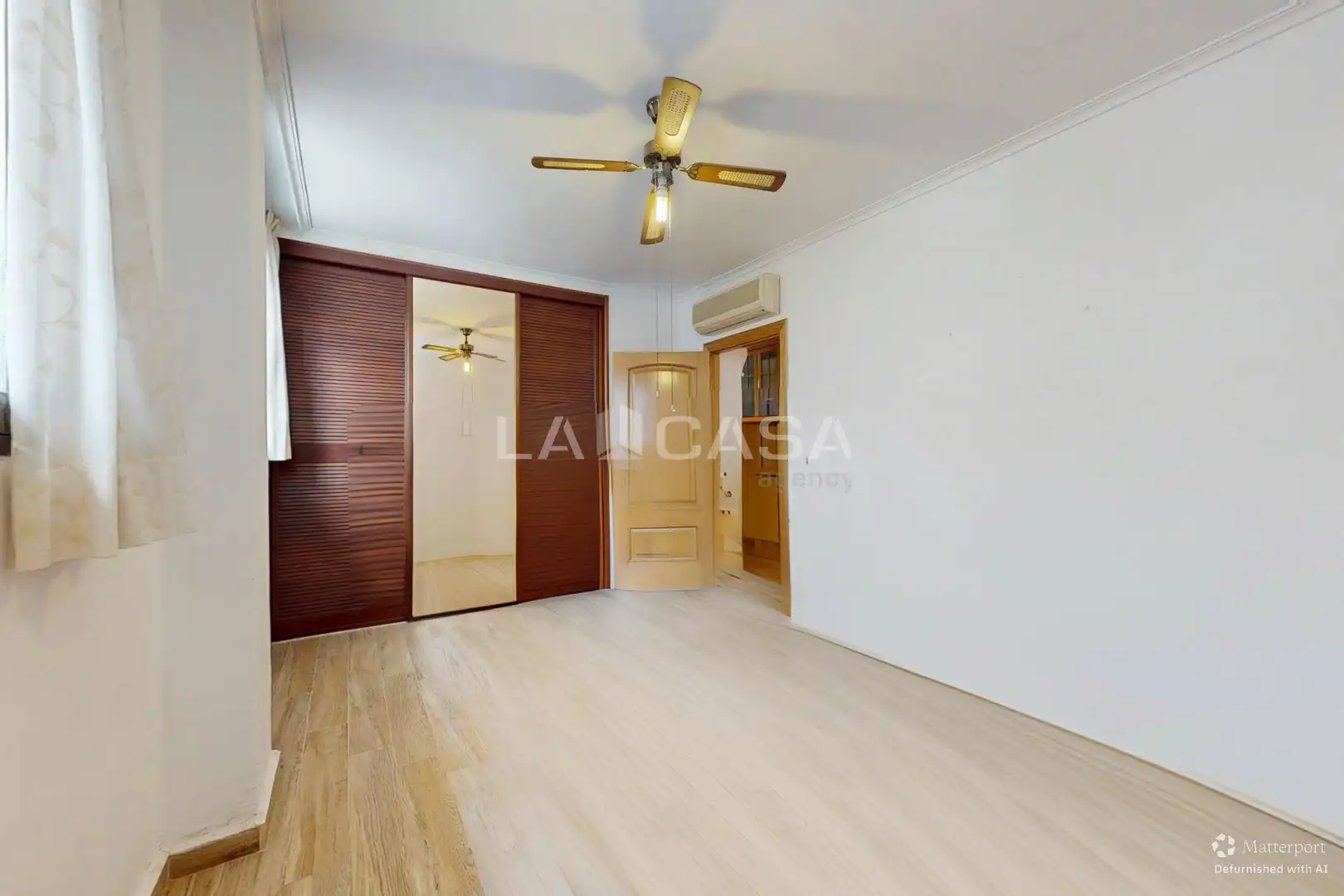Piso en venta en Valencia con Terraza