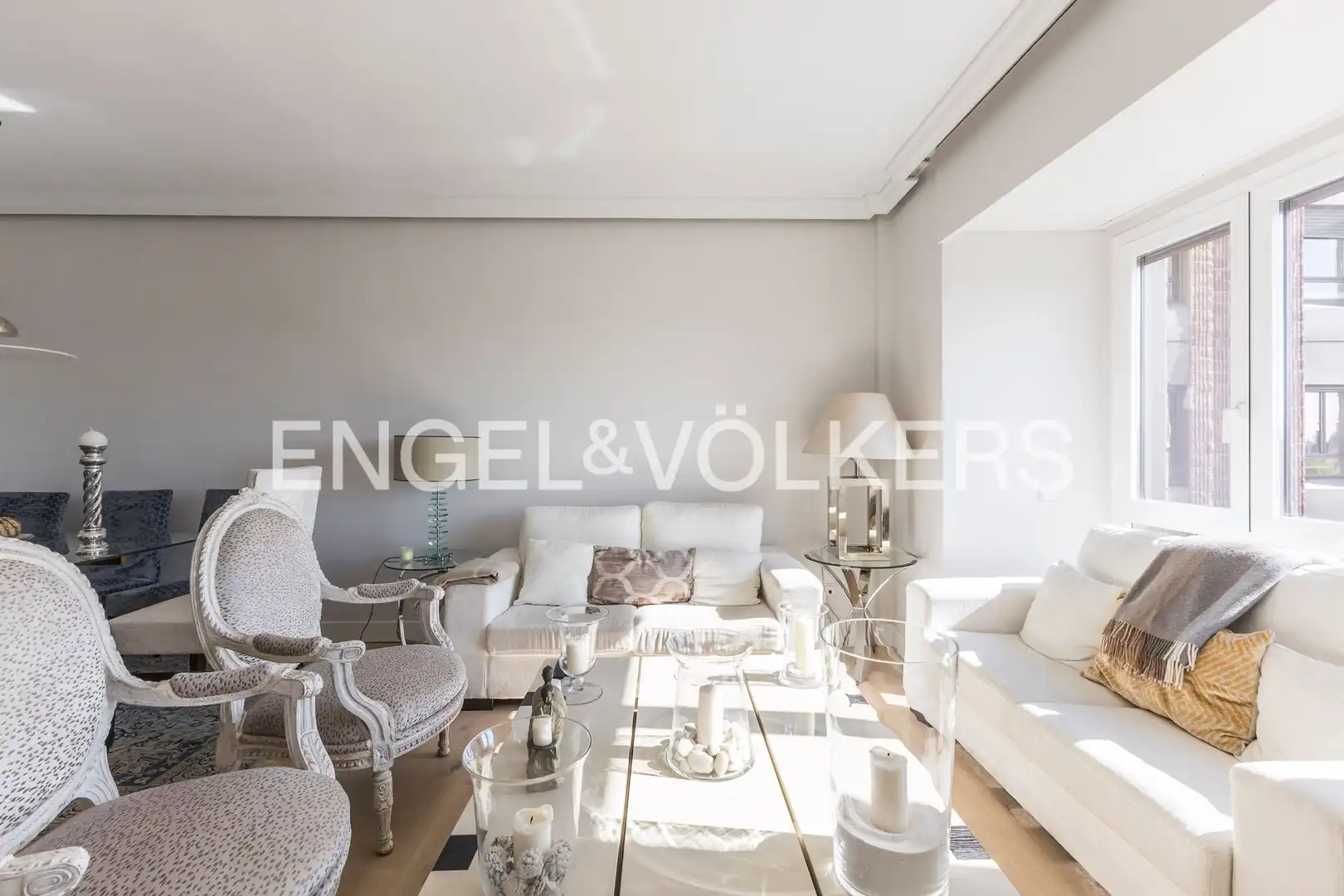 Flat for sale in Avenida de Pío XII, Castilla