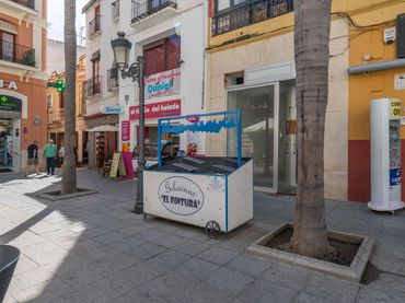 Local commercial à vendre à Almuñecar centro