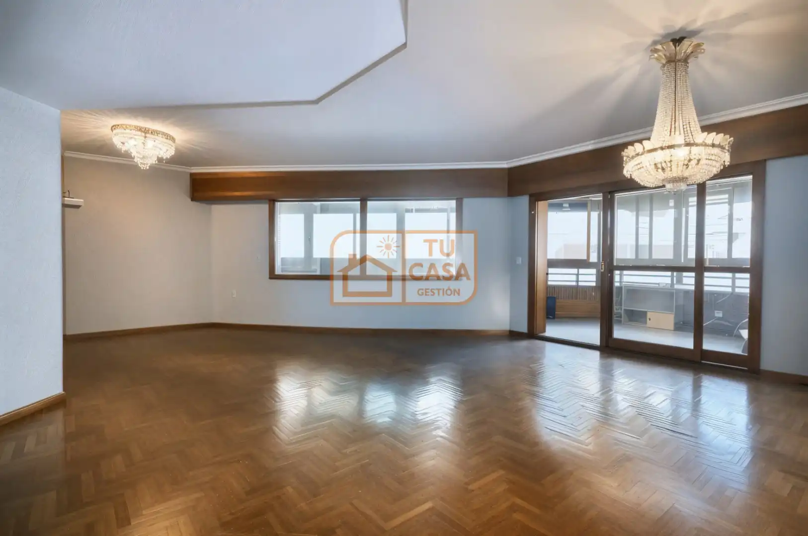 Living room of Flat for sale in Cáceres  with Air Conditioner, Heating and Parquet flooring