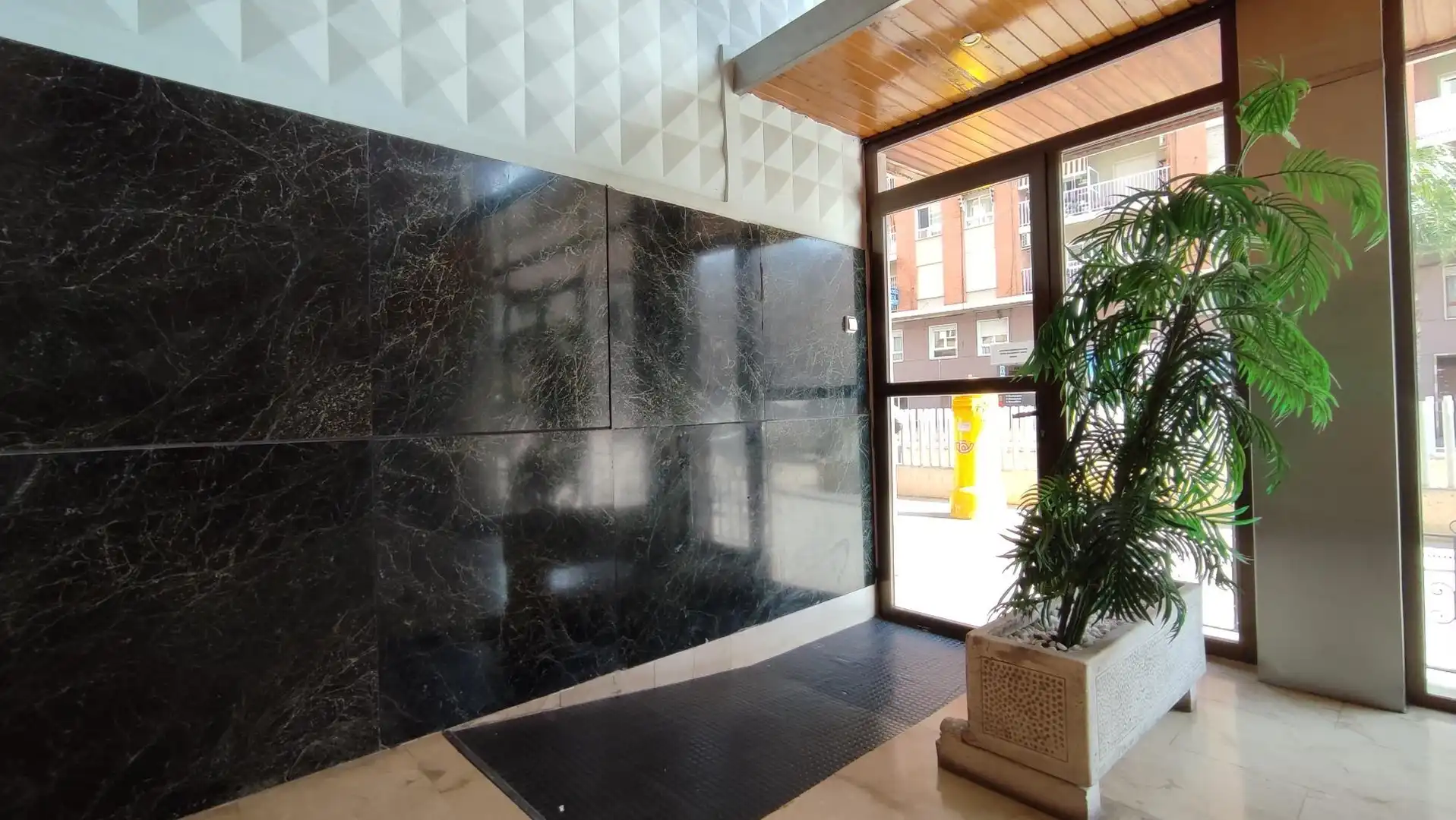Piso con ascensor en venta en Avenida REPUBLICA ARGENTINA DE LA, imagen 26