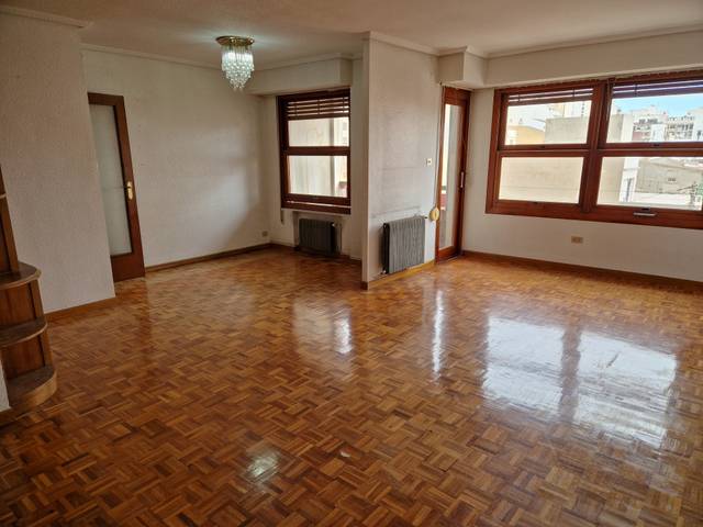 Piso en Venta en Carrer O'Donnell en Casco Histórico