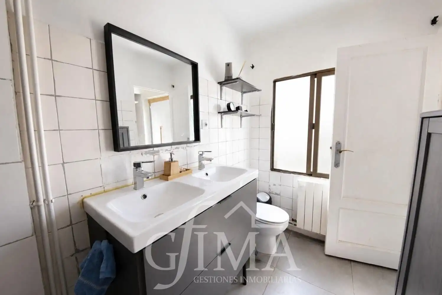 Bathroom of Houses for sale in Tomelloso  with Heating, Terrace and Storage room